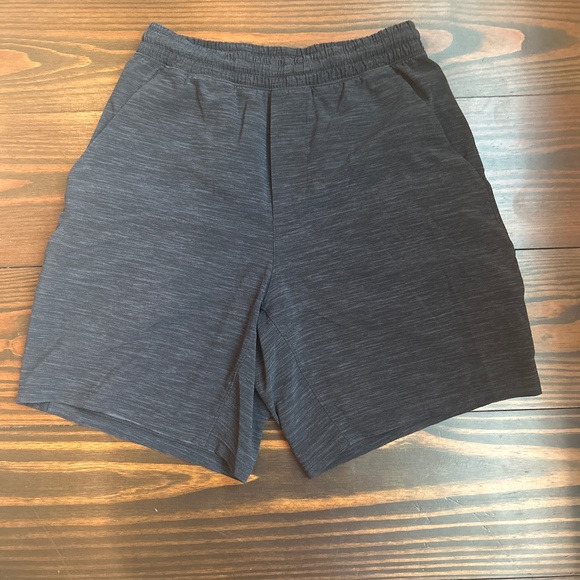 Lululemon Men’s Pace Breaker Linerless Short 7” xs